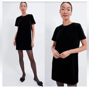 Tuckernuck Pomander Place Velvet Mae Short Sleeve Dress - Black sz XL